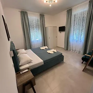 Pensión Ania La Spezia